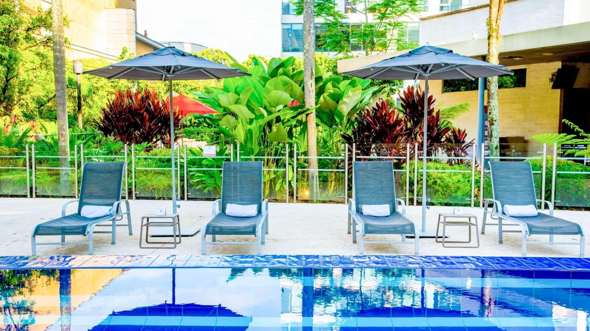 Готель Nh Collection Medellin Royal Екстер'єр фото