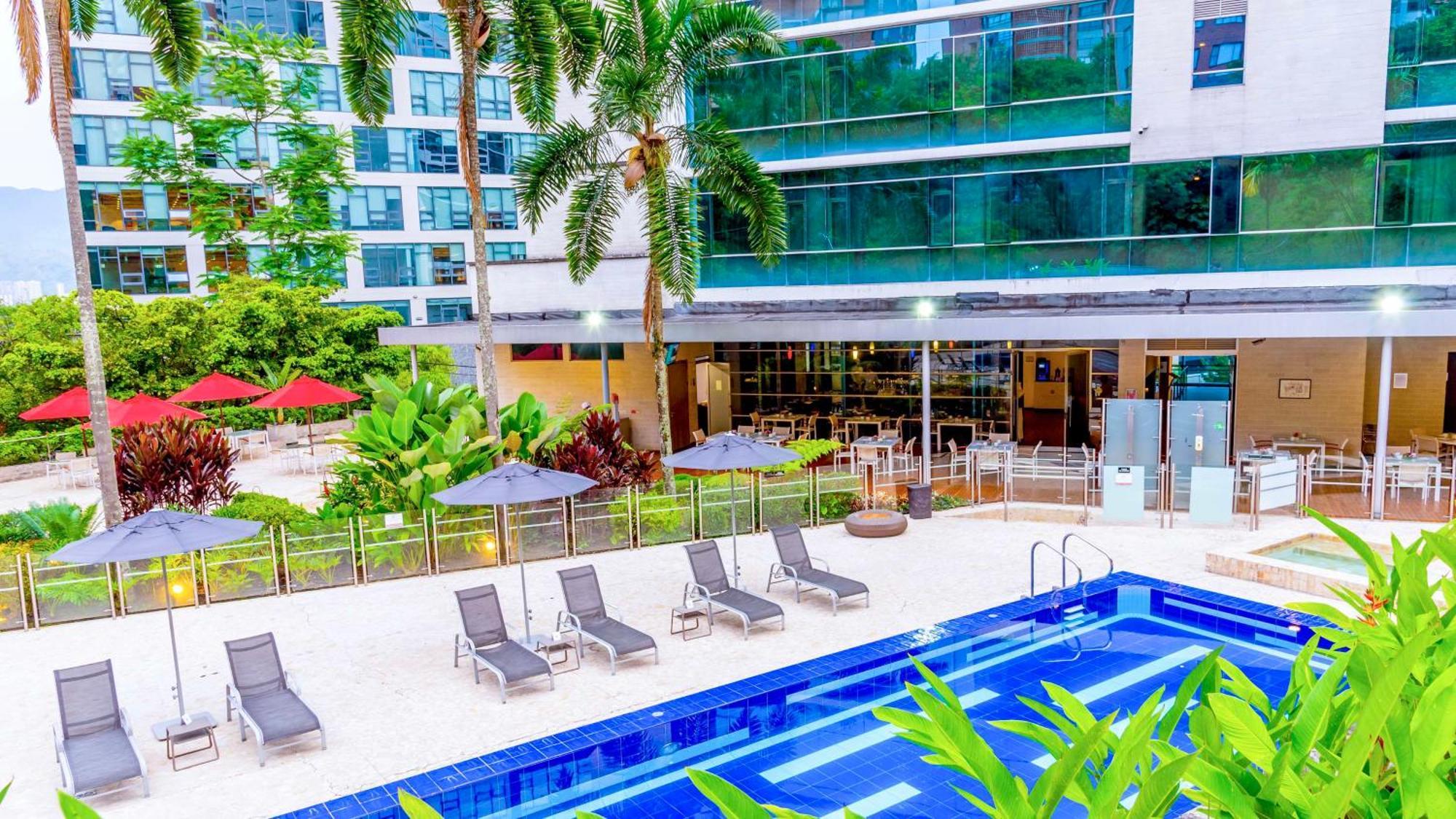 Готель Nh Collection Medellin Royal Екстер'єр фото